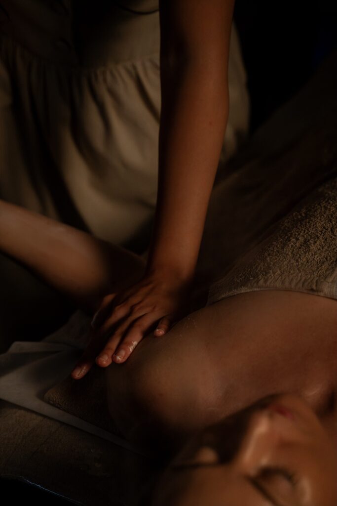 A moment from our Head Spa ritual 4